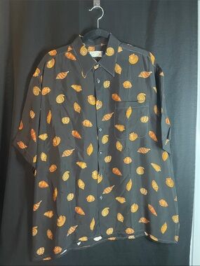 XL Men's Black shirt in Short-Sleeve Button-Down Shirt | Vacation Shirt